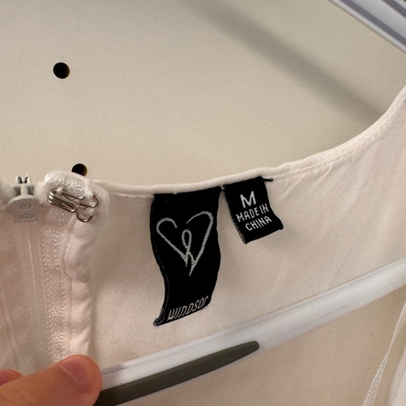 Windsor white romper - Picture 2 of 2